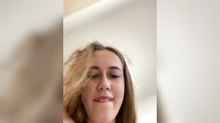 Alice_Li_ Webcam Porn Video Record [Stripchat]: goddess, blond, tights, talk