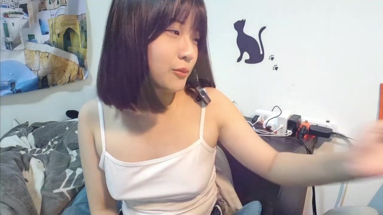 Twyu Webcam Porn Video Record [Stripchat]: 19, chubbygirl, spit, femdom