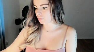 Selina-666 Webcam Porn Video Record [Stripchat]: braces, fingerpussy, italian, newmodel