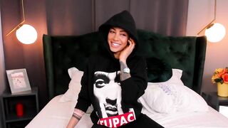 YnesClark Webcam Porn Video Record [Stripchat]: chubby, african, leggings, sporty