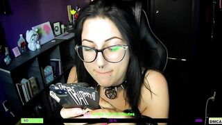 lylygothick Webcam Porn Video Record [Stripchat]: domination, fetishes, greeneyes, mom