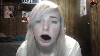 icykittiesbitch95 New Porn Video [Chaturbate] - chubby, bignaturaltits, blonde, slut, cute