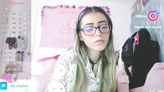 gia05valentina Webcam Porn Video [Chaturbate] - new, latina, 18, petite