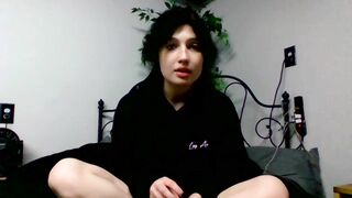 beeishungry New Porn Video [Chaturbate] - anal, petite, footjob, jerkoff
