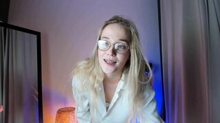 a_m_e_l_i_a Webcam Porn Video [Chaturbate] - new, shy, skinny, teen, braces