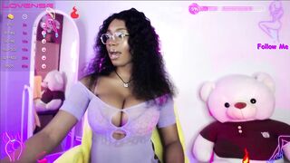 Watch Michelle_Santini Webcam Porn Video [Stripchat] - kissing, big-ass-ebony, twerk-ebony, masturbation, fingering