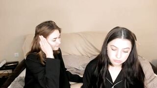 EmmyMartinf Webcam Porn Video [Stripchat] - recordable-privates, dildo-or-vibrator, couples, brunettes, dirty-talk