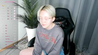 Watch KarryAnike New Porn Video [Stripchat] - small-audience, striptease-asian, deluxe-cam2cam, housewives, interactive-toys