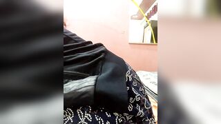 Sexxy_Pari HD Porn Video [Stripchat] - couples, mobile-milfs, girls, flashing, indian-milfs