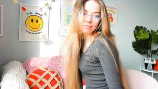 Watch thisisamelia Hot Porn Video [Chaturbate] - redhead, shy, young, nonude, cute thumbnail
