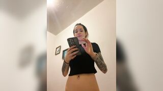ViktoriaNyx Webcam Porn Video Record [Stripchat]: pvt, splits, coloredhair, jeans