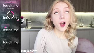 Watch oh_honey_ Top Porn Video [Chaturbate] - natural, lovense, squirt, blonde, cute