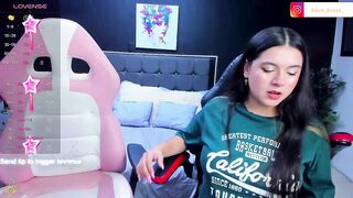 Summer_Girls1 Top Porn Leak Video [Stripchat] - office, fingering, blowjob, curvy, glamour