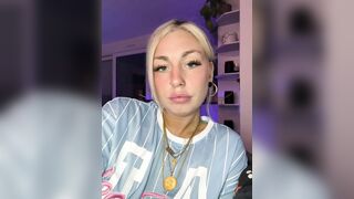 Estherjizz Webcam Porn Video Record [Stripchat]: tattooed, live, slim, boobies