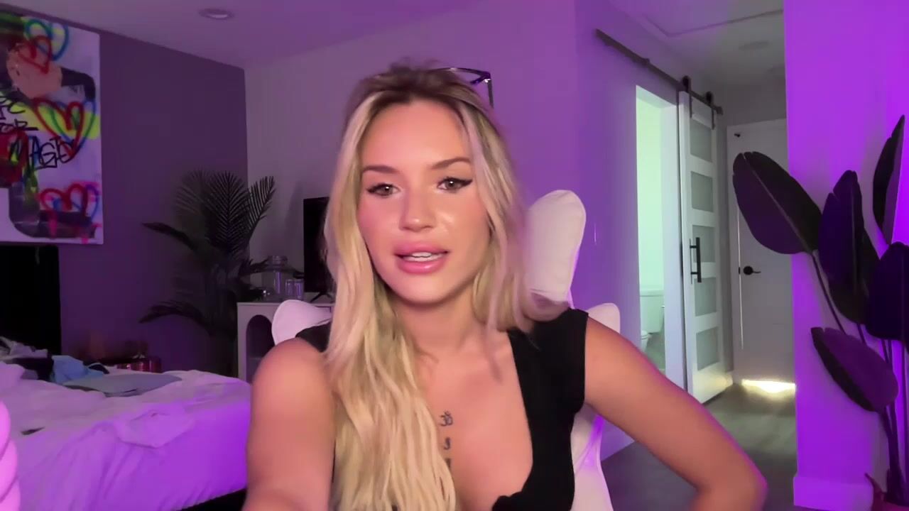 Princessbbgirl Hot Porn Video [Chaturbate] - suckcock, chubby, buttplug,  cosplay