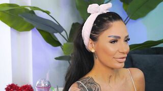 RaquelleVon Hot Porn Leak Video [Stripchat] - middle-priced-privates, squirt-white, big-ass, shower, vr
