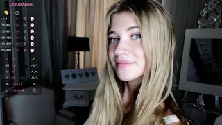 cute_fox_girl New Porn Video [Chaturbate] - new, natural, shy, 18, blonde