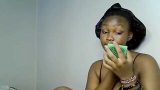 Honey_mamii New Porn Video [Stripchat] - ass-to-mouth, medium, anal-young, flashing, romantic-ebony