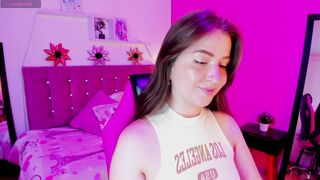 Watch Ezzie_Freckles New Porn Leak Video [Stripchat] - orgasm, camel-toe, kissing, smoking, cumshot