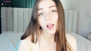 Watch rowenahallman Top Porn Video [Chaturbate] - new, natural, shy, 18, teen