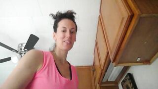 Watch sixfootsiren New Porn Leak Video [Chaturbate] - squirting, bwc, browneyes, amputee, doggy