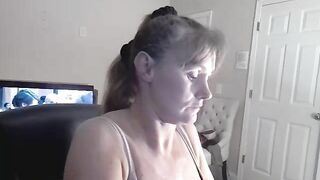 MackenzieRivers Porn Video Record: queen, bbw, madure, gaming, tongue