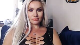 Tinkerbell822 Webcam Porn Video Record [Stripchat]: blueeyes, goth, satin, piercings