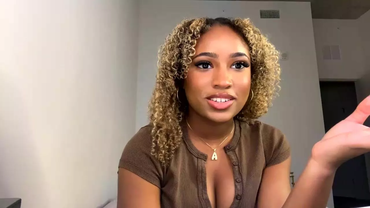 Watch sky_alexxxis Best Porn Leak Video [Chaturbate] - mistress, facefuck,  naturaltits, tits
