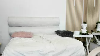Watch gia_and_diego's Porn Video Collection. gia_and_diego Cam ...