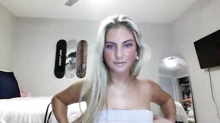 lovelyaveryy New Porn Video [Chaturbate] - asia, machine, snap4life, ahegao