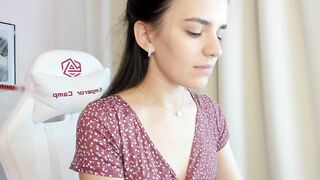 suzyjames Best Porn Leak Video [Chaturbate] - bigass, shy, 18, skinny, nonude