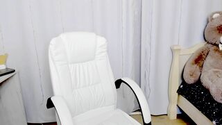 nika_tailor Top Porn Video [Chaturbate] - bigass, lovense, smoke, skinny, bigboobs