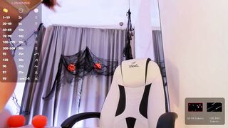 Roxana_Wet_ From Stripchat Hot Porn Video Record - trimmed-white, blowjob, topless, russian-young, smoking