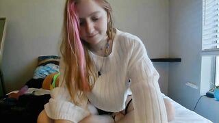 your_babyxx Webcam Porn Video Record [Stripchat]: punish, nipples, squirting, conversation, homemaker