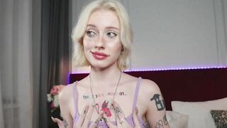 MyMelissaa Webcam Porn Video Record [Stripchat]: balloons, sub, satin, filipina