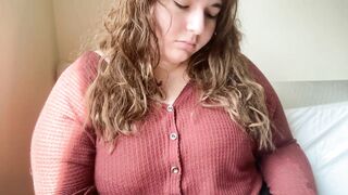 lolalovelylover Webcam Porn Video Record [Stripchat]: mom, france, fetishes, squirter, smallboobs