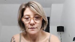godinflower From Stripchat Top Porn Video Leak - middle-priced-privates-white, glamour, striptease, doggy-style, kissing