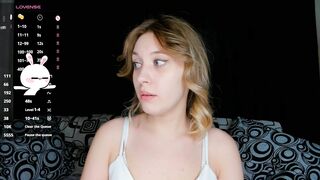 AsaKassin From Stripchat Hot Porn Video Record - shower, deluxe-cam2cam, white, role-play, lesbians