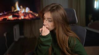 Lisa_Silver From Stripchat New Porn Video  - middle-priced-privates, smoking, emo, medium, brunettes