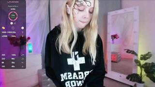 little_anitta From Stripchat Free Porn Video Leak - emo, middle-priced-privates-teens, upskirt, petite-teens, white