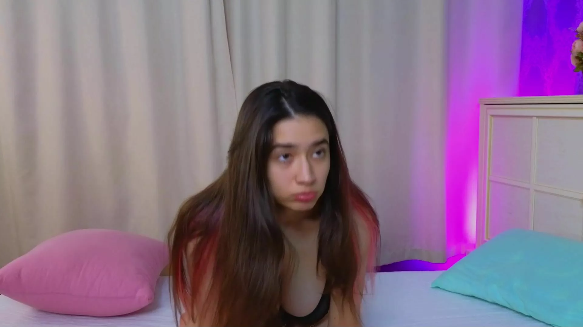 melonsworld1 elegant striptease