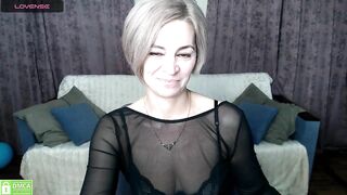 Blonde_lola444 From Stripchat Best Porn Video Leak - middle-priced-privates-best, topless, facesitting, petite-white, nylon
