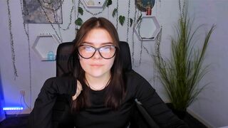 lolamrrr From Stripchat Private Porn Video Record - shaven, twerk-teens, yoga, topless-white, role-play