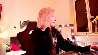 ReiYosimoto From Stripchat Private Porn Video Record - white, oil-show, pov, striptease-young, petite-young