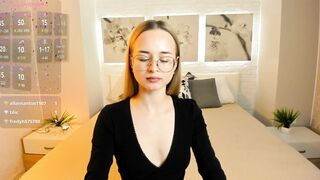 el_girls Hot Porn Video [Chaturbate] - chatting, pvtshow, naturaltits, butt, me