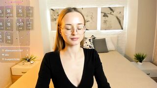 el_girls Hot Porn Video [Chaturbate] - chatting, pvtshow, naturaltits, butt, me