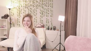Watch friend_foryou Best Porn Video [Chaturbate] - tattoo, natural, 18, teen, cute