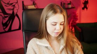 MiaMonny From Stripchat Free Porn Video  - curvy-white, big-tits, small-audience, recordable-publics, cheap-privates-white