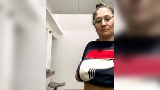 gabiTetas From Stripchat New Porn Video Leak - bbw-mature, fingering, shower, squirt, mobile-mature