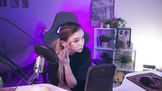 JessicaMayes From Stripchat Free Porn Video Leak - brunettes, doggy-style, white-teens, flirting-white, cheap-privates-white